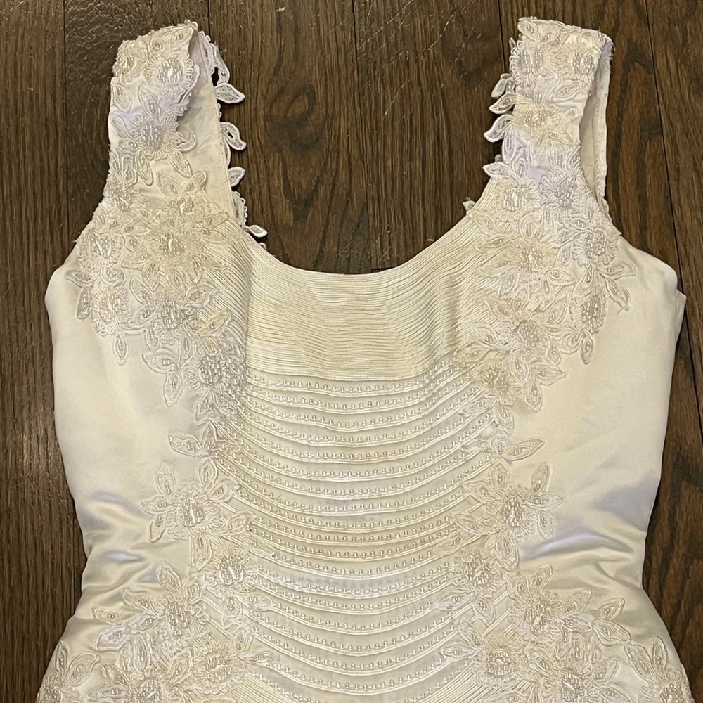 Mon Cheri vintage white satin bridal gown maxi with pearl embellishments - Picture 5 of 8